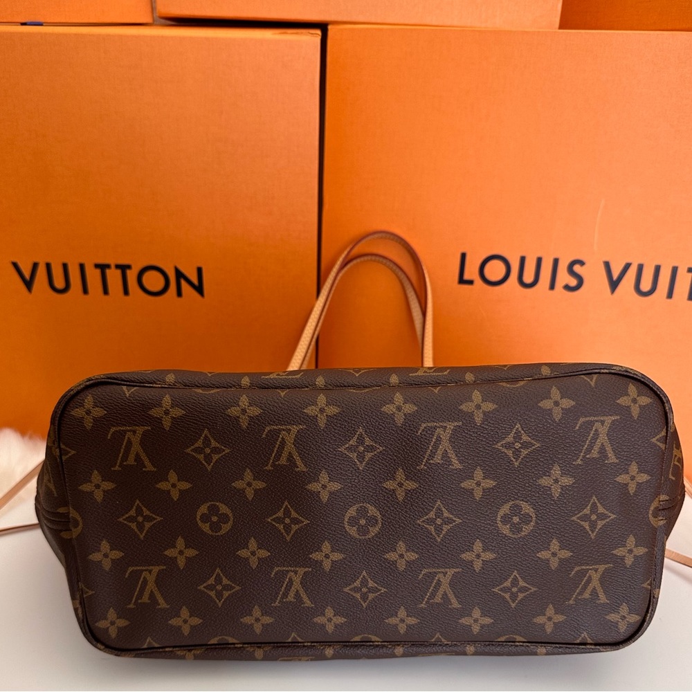 💎✨LIKE NEW✨💎 Neverfull MM Monogram - Picture 7 of 13